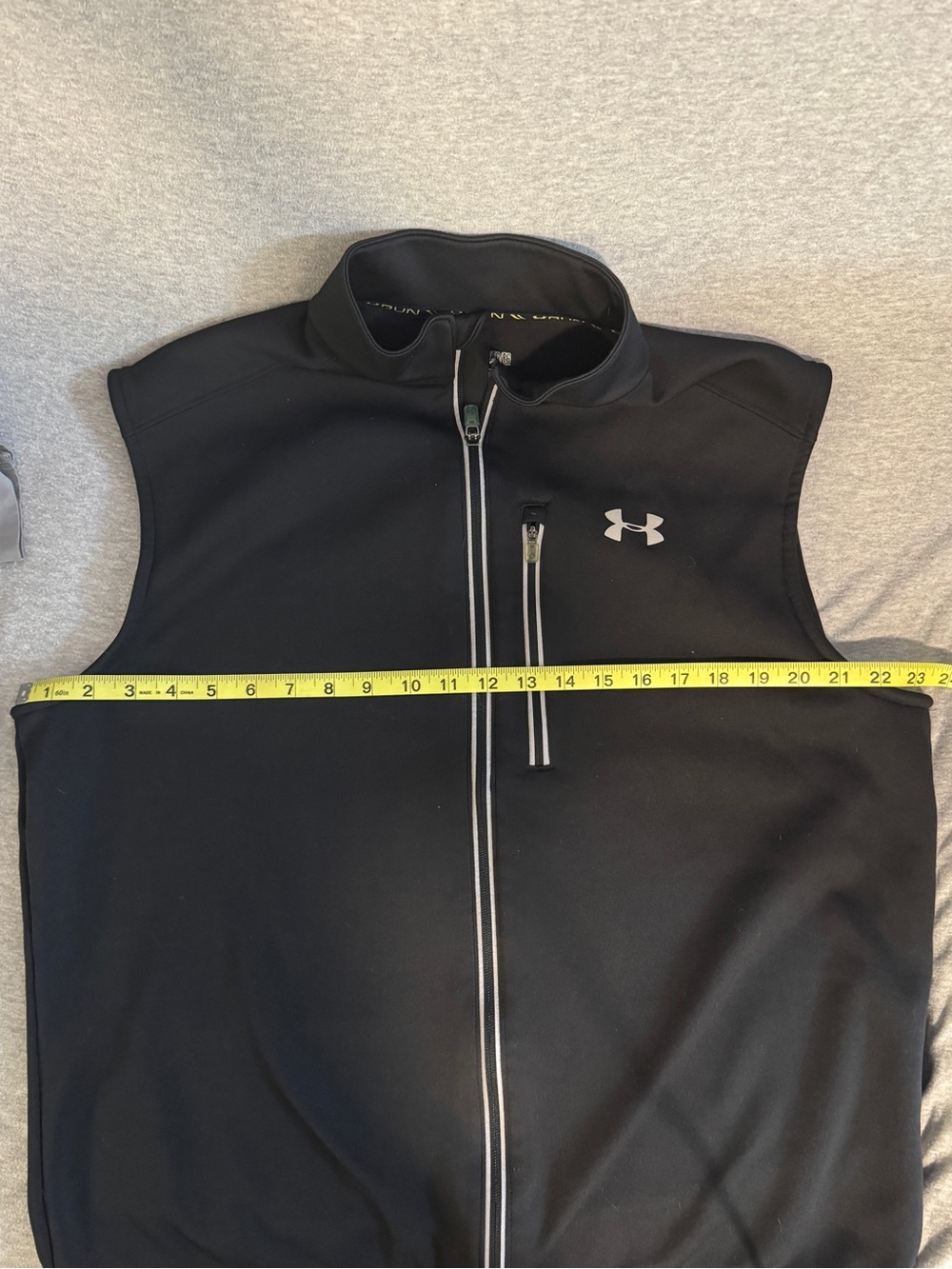 Vest - Picture 10 of 10